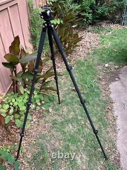 Carbon Fiber Tripod with Really Right Stuff BH-55 Ball Head withbubble level