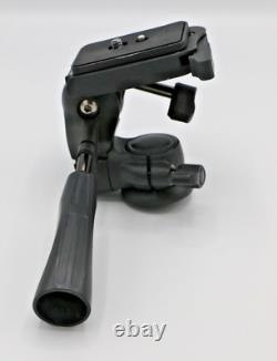Monoprice Carbon Fiber Tripod/Monopod Including Camera Head Pan & Tilt Arm