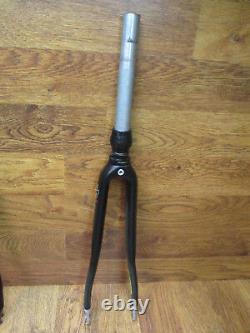 SPECIALIZED CARBON 1 1/8 x 10 STRAIGHT THREADLESS 700C ROAD FORK & HEAD SET